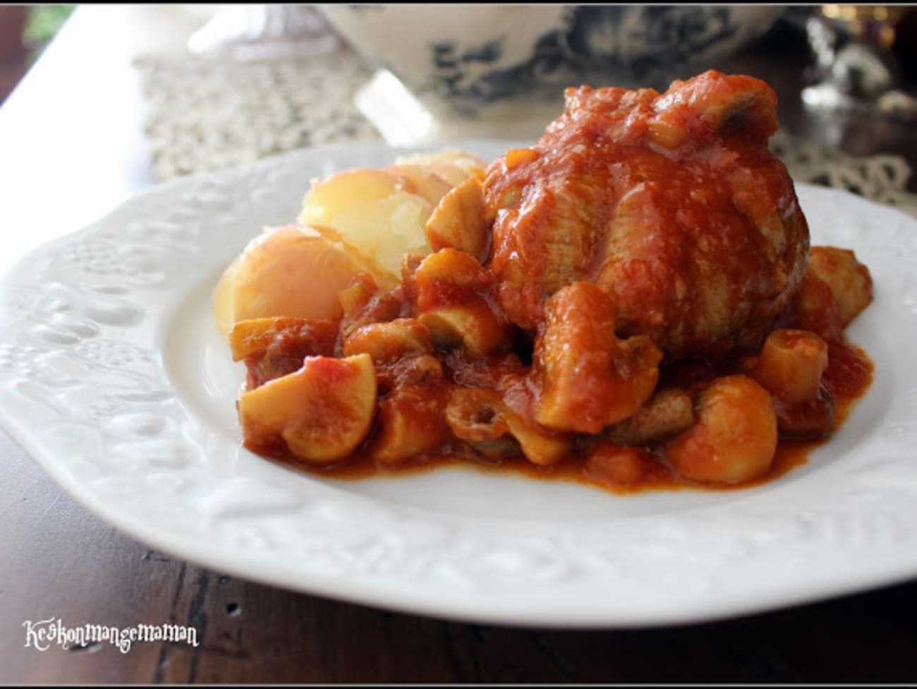 Paupiette De Veau Tomate Champignon Vin Blanc chefsimon.com