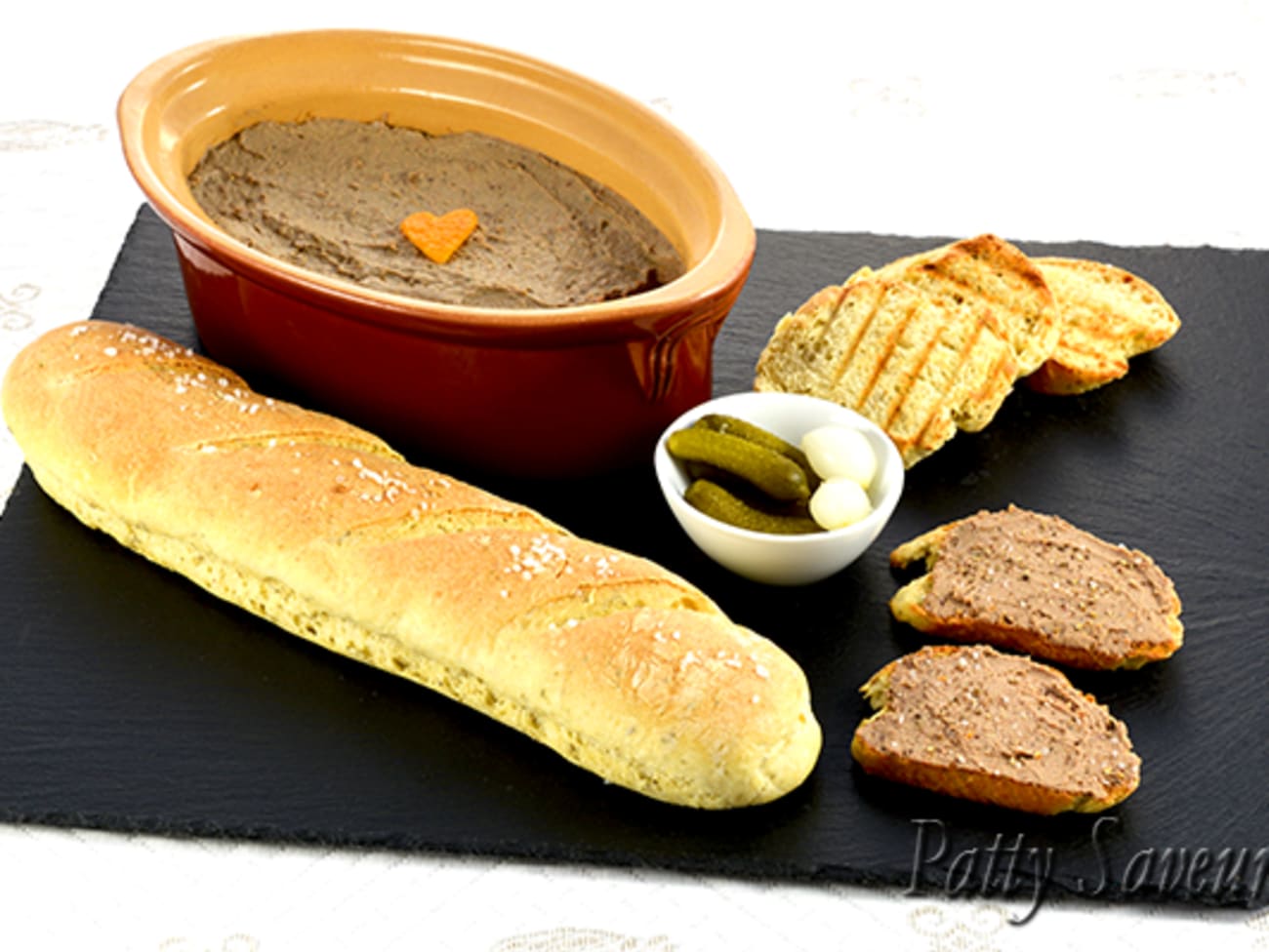 Terrine de Foies de Volaille : recette Terrine de foies de volaille