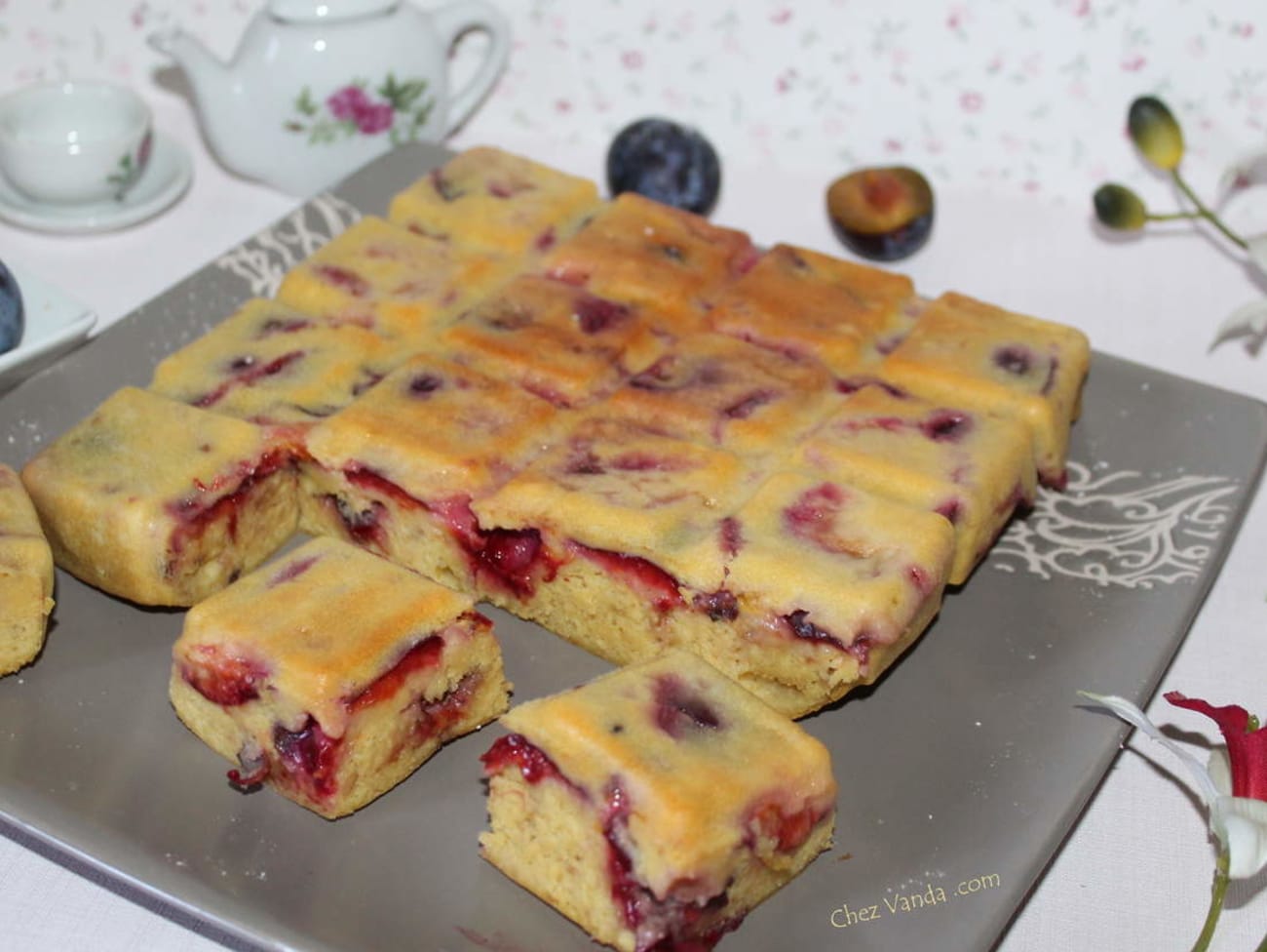 Gâteau à la prune où la mesure se fait sans balance mais quatre fois 9 cuillères