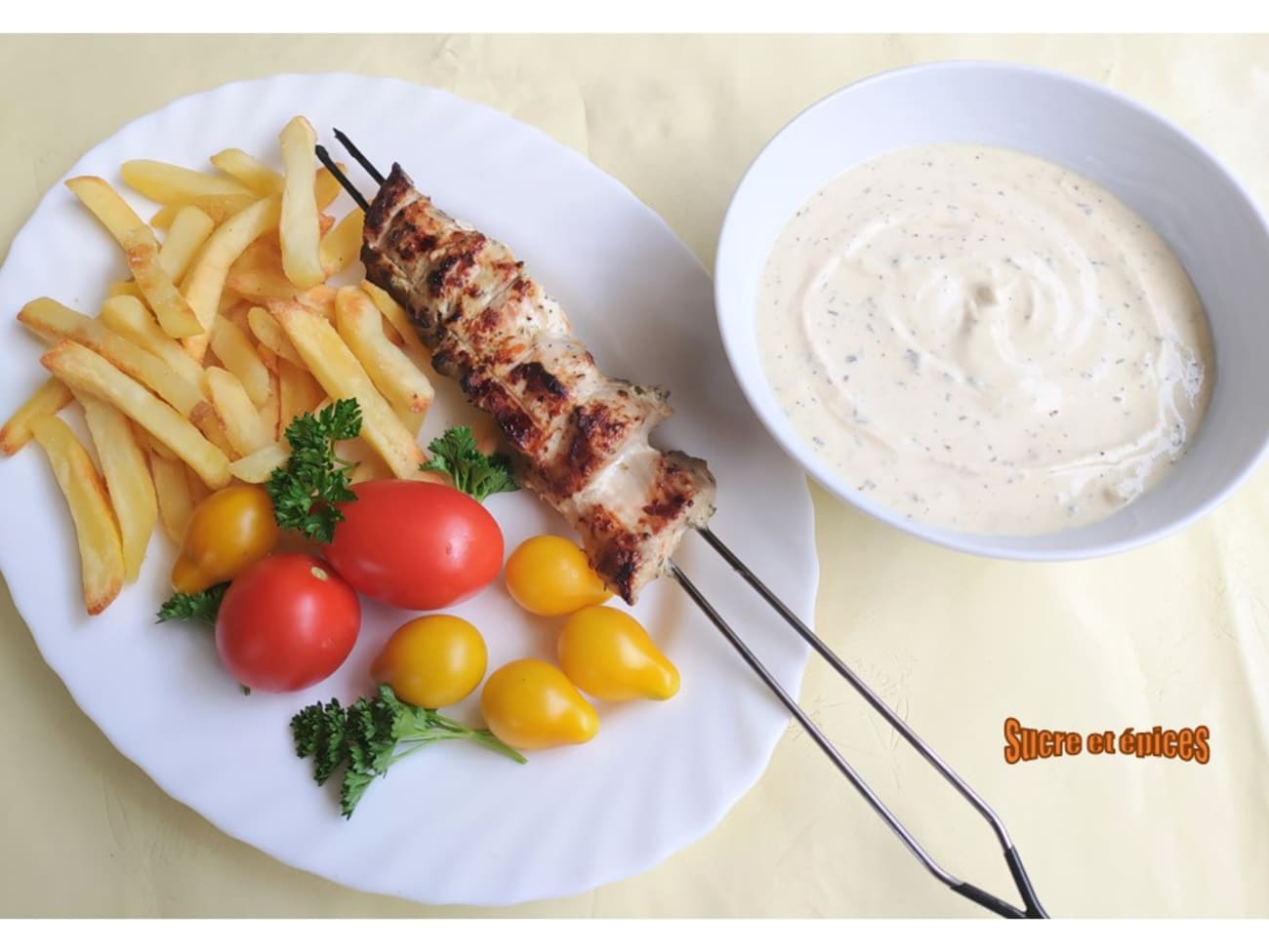 Brochettes de poulet Souvlaki avec une marinade au yaourt recette
