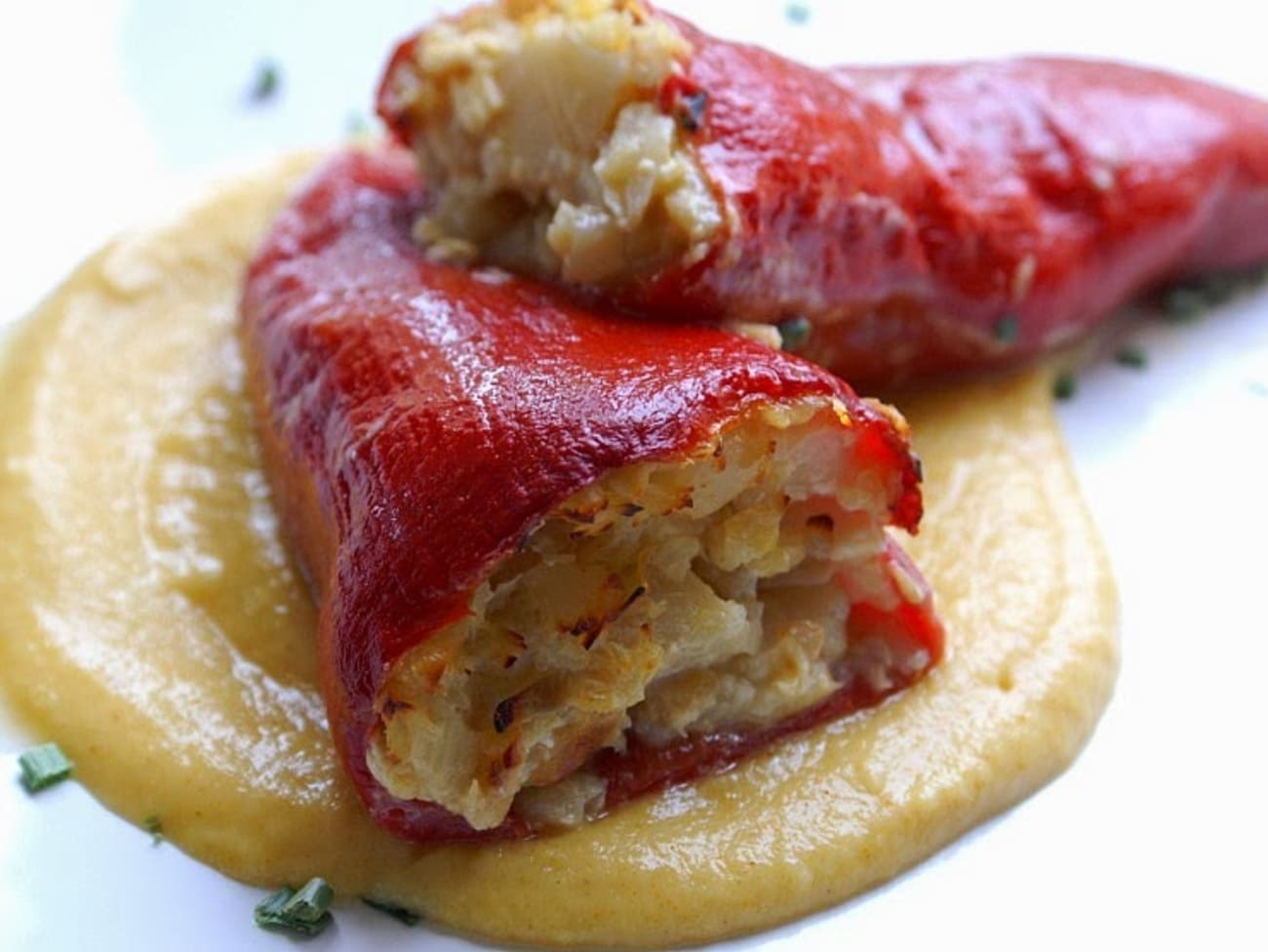 poivrons-entiers-piquillos-farcis-au-cabillaud-recette-poivrons