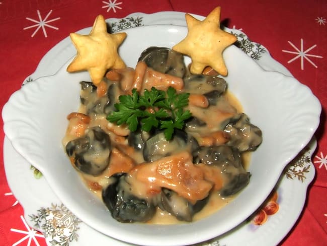 Cassolettes d'escargots aux girolles