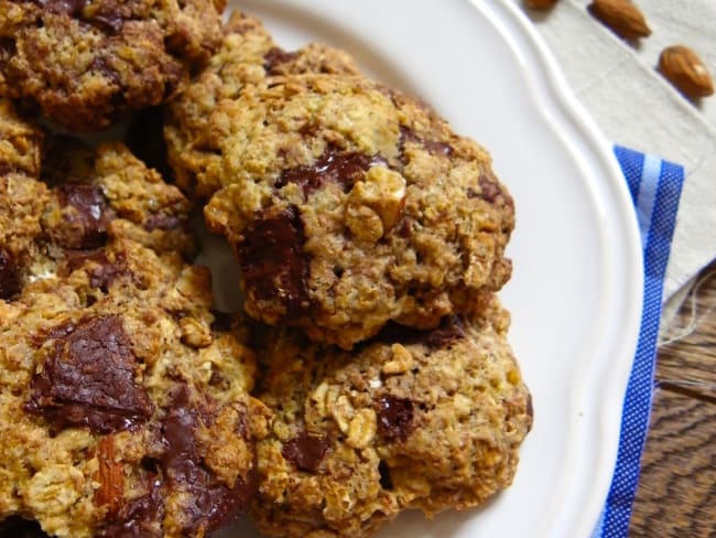 Cookies Vegan Aux Flocons D Avoine Chocolat Noir Et Amande Recette Par Rosenoisettes