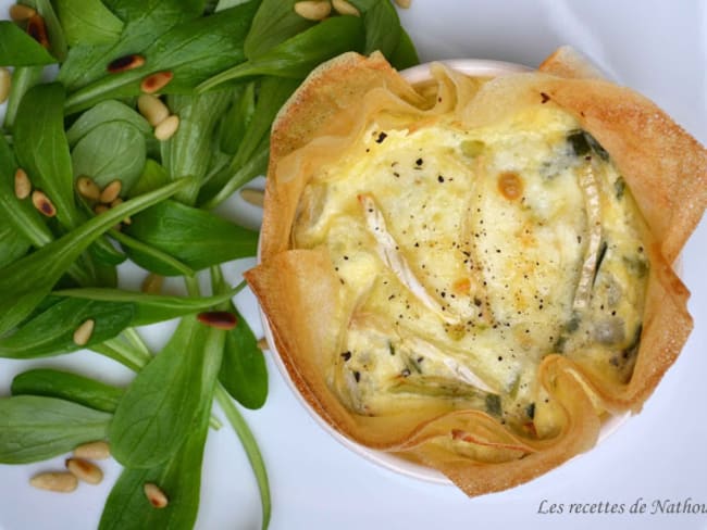 Tartelettes en feuilles de brick aux poireaux et au brie