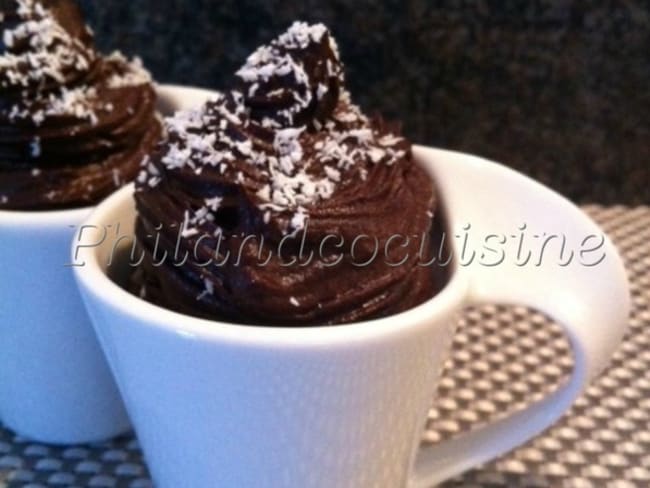 Velours De Creme Avocat Cacao Sans Oeuf Recette Par Philandcocuisine