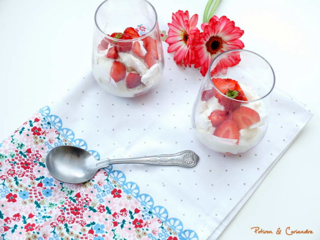 Eton Mess à la fraise [vegan]