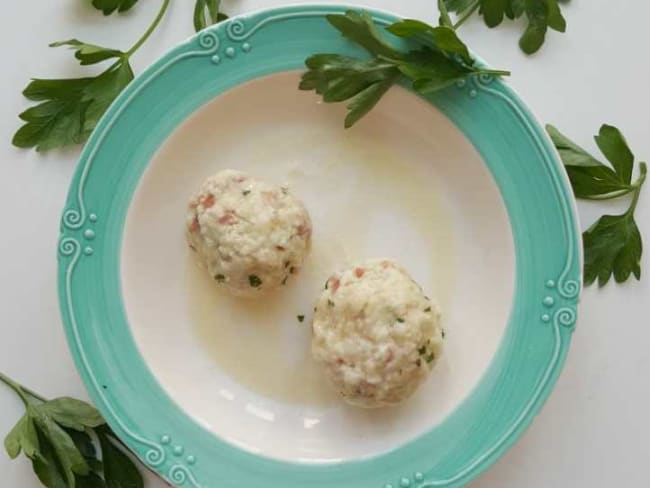 Les canederli ou Knödel à la tirolese