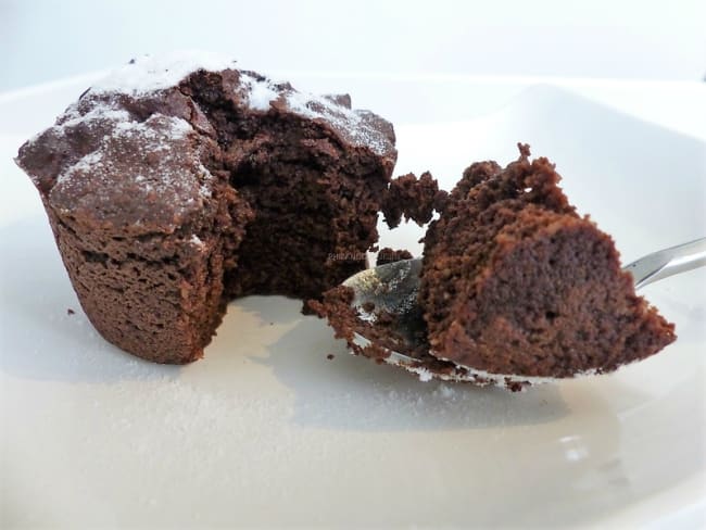 Gateau Au Chocolat A La Compote De Pommes Et A L Aubergine Recette Par Philandcocuisine