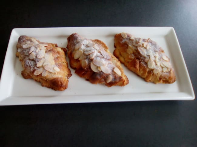 Croissants aux amandes au Companion