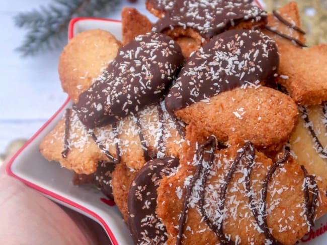 Biscuits sablés vegan noix de coco et chocolat - Recette par Perle en sucre