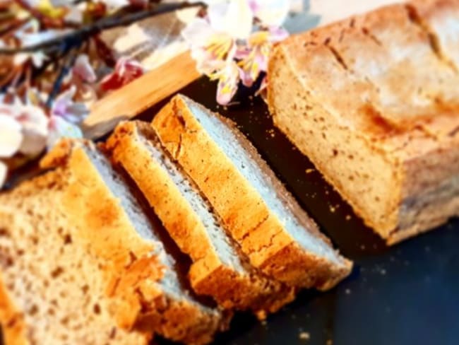 Pain sans gluten à la farine de riz et de sarrasin