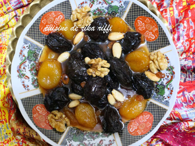 Marka Hlouwa 3ayn Bakra Tajine Sucre Sale Aux Pruneaux Raisins Secs Et Abricots A L Agneau Recette Par Zika