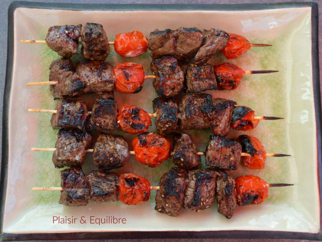 Brochettes de bœuf aux saveurs de Moyen-Orient, marinade au zaatar, sumac et mélasse de grenade