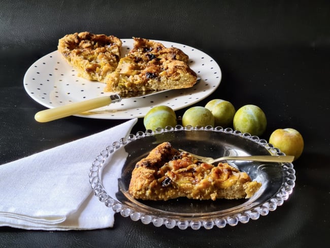 Tarte rustique sans moule aux reines-claudes