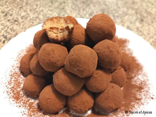 Avant les fêtes on offre des friandises et ces bonbons tiramisu vont enchanter vos papilles !