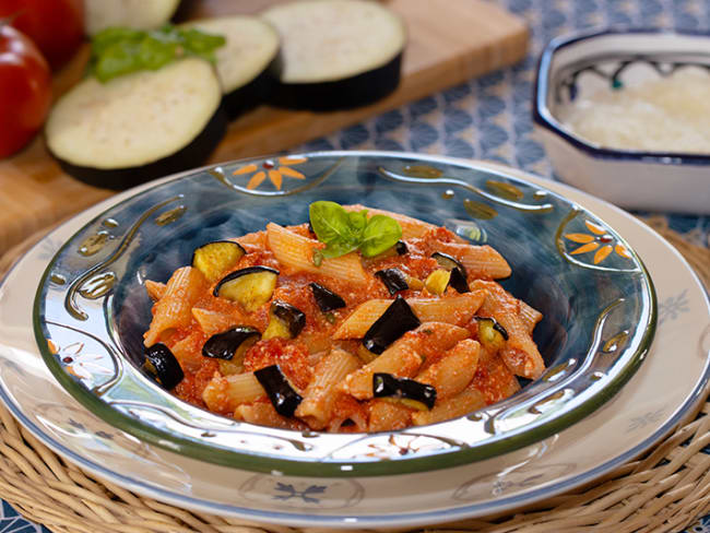 Penne rigatoni à la sicilienne à la ricotta fraîche