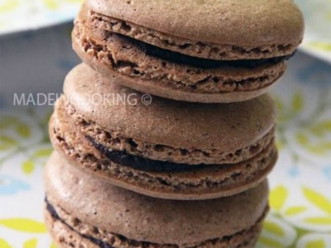 Macarons A La Poudre Chocolatee Banania Recette Par Made In Cooking