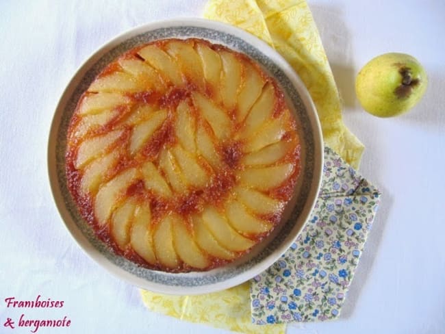 Gateau Renverse Aux Poires Caramelisees Recette Par Framboises Et Bergamote