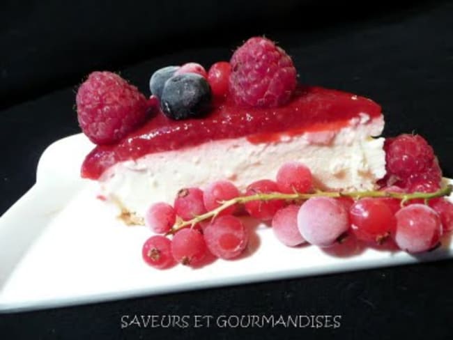 Bavarois au miroir de framboises et fruits rouges - Recette par Nadji