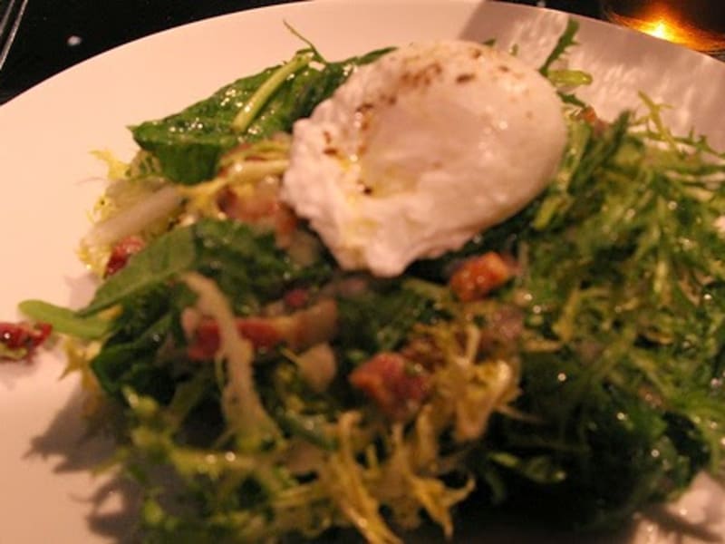 Salade Lyonnaise Aux Lardons Oeuf Et Croutons Aux Pissenlits