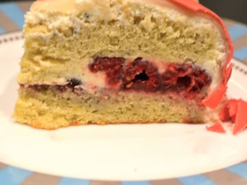 Gateau D Anniversaire Framboises Et Vanille Recette Par Leila Martin Je Vais Vous Cuisiner