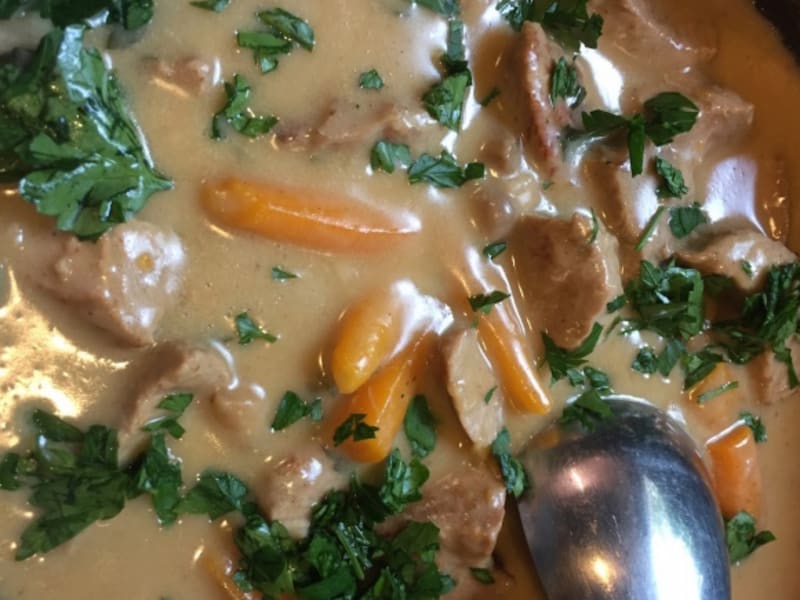 Blanquette De Veau Simple Et Savoureuse Recette Par Delphinn