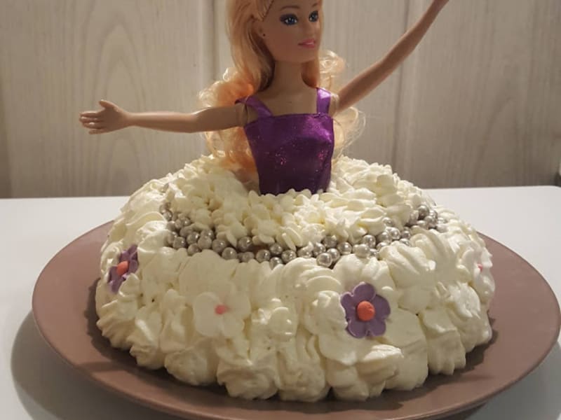Gateau De Princesse Barbie Charlotte Aux Fraises Recette Par Blandinde