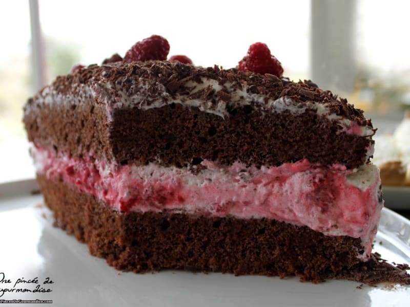 Foret Noire Aux Framboises Et A La Chantilly Recette Par Une Pincee De Gourmandise