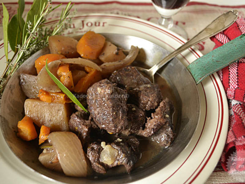 Bourguignon De Joues De Boeuf A La Mijoteuse Recette Par Kaderick