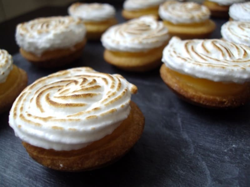 Mini Tartelettes Au Citron Meringuee Recette Par Recettes Pour