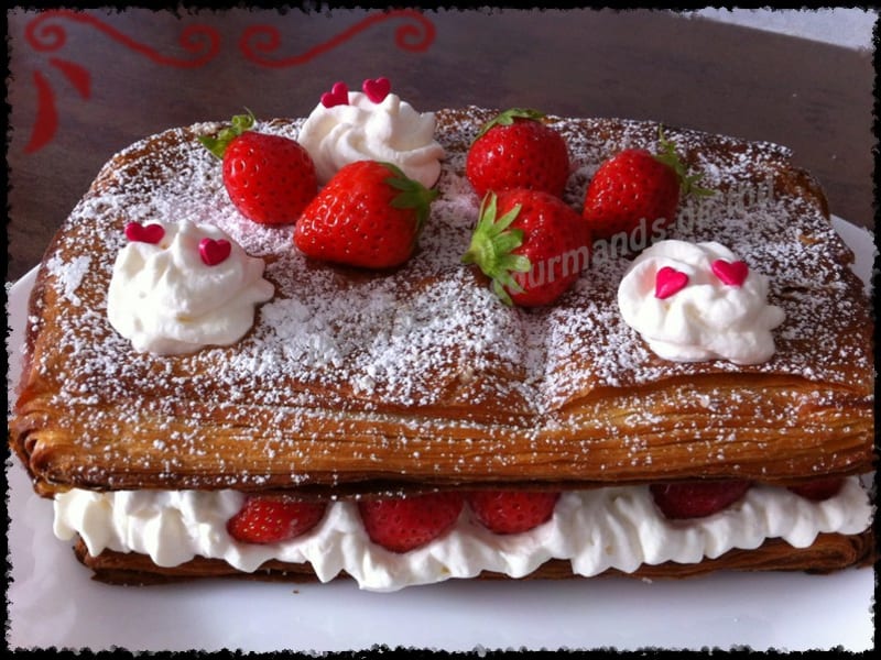 Cuisine en folie: mille feuilles aux fraises au yuzu et chantilly