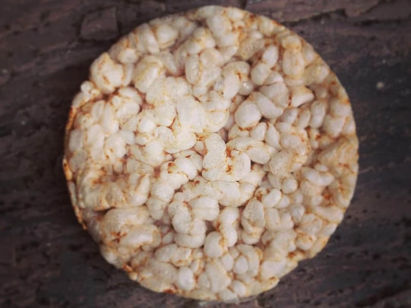 Pause gourmande avec ces recettes de galettes de riz natures ou au