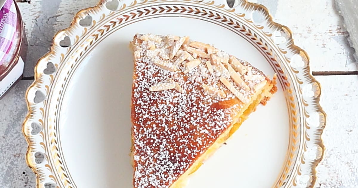 Gateau Brioche A La Mirabelle Et Aux Amandes Recette Par Delices