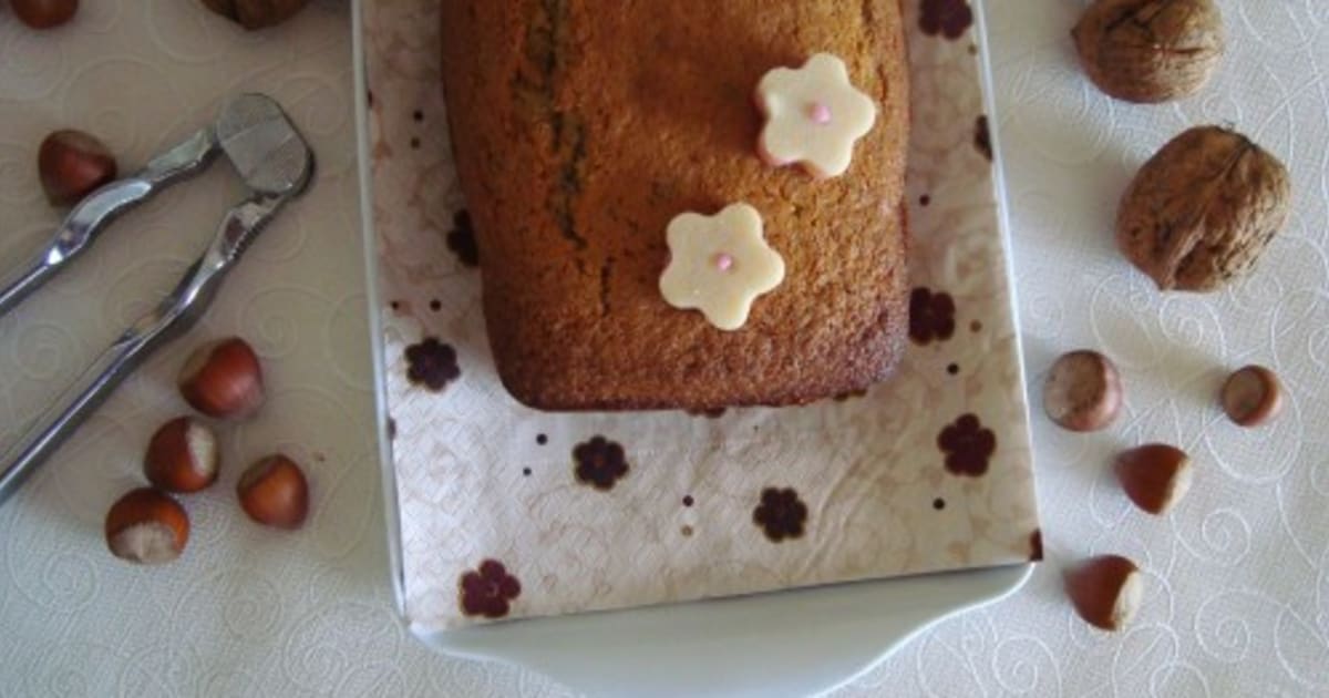 Cake Aux Noix Et Aux Noisettes Recette Par Le Pays Des Gourmandises