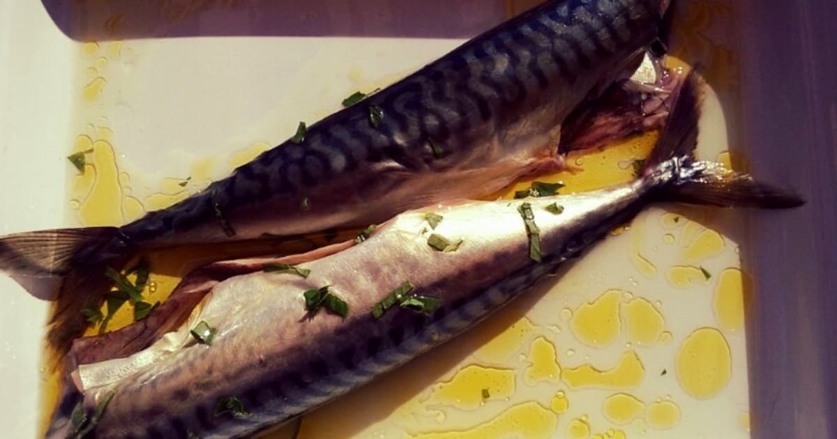 Recette de maquereaux marinés au basilic cuits à la plancha : recette