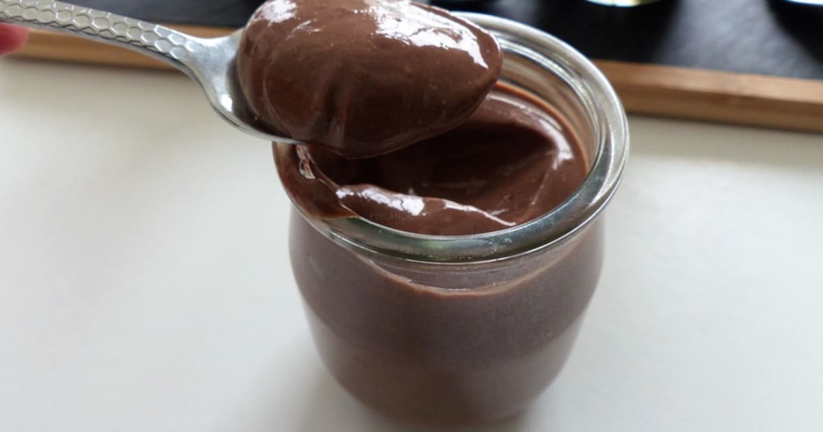Crème dessert au tofu soyeux et au cacao (dessert végétalien, sans