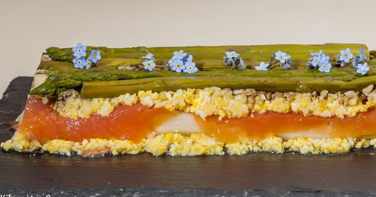 Terrine d'asperges à la truite fumée Recette par kilometre0