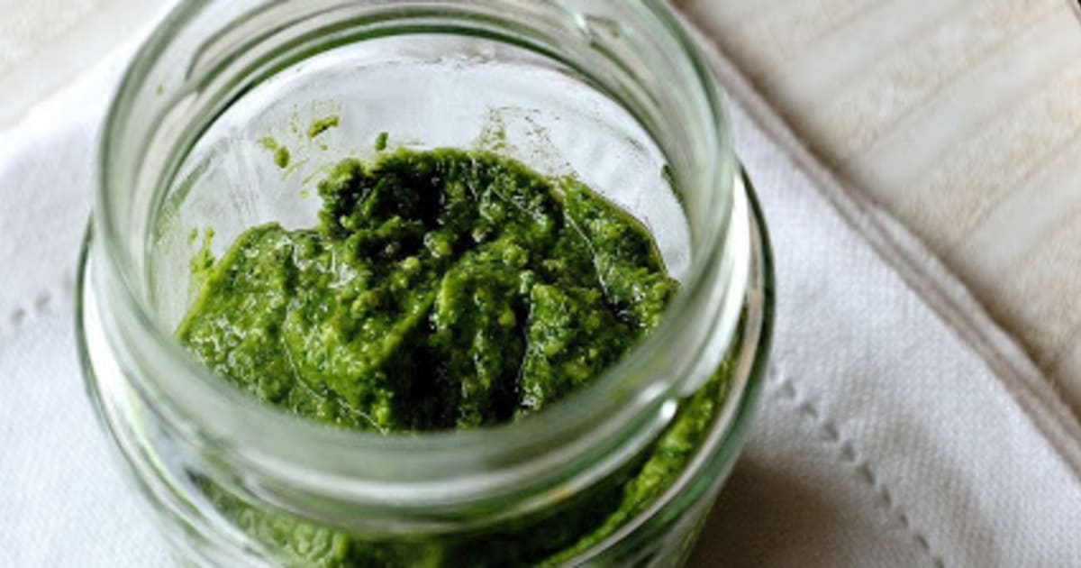Pesto de roquette, de Simone Zanoni Recette par Une aiguille dans l
