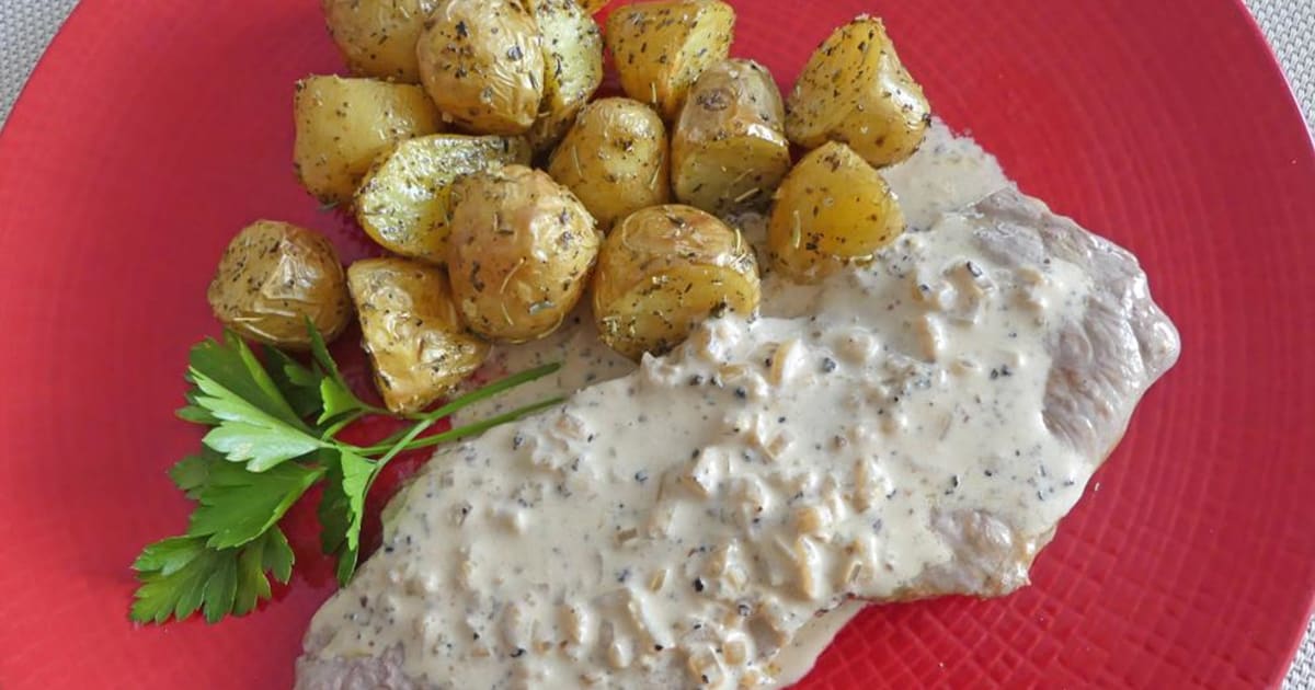 Fauxfilet et sa sauce au poivre noir Recette par Croquant Fondant