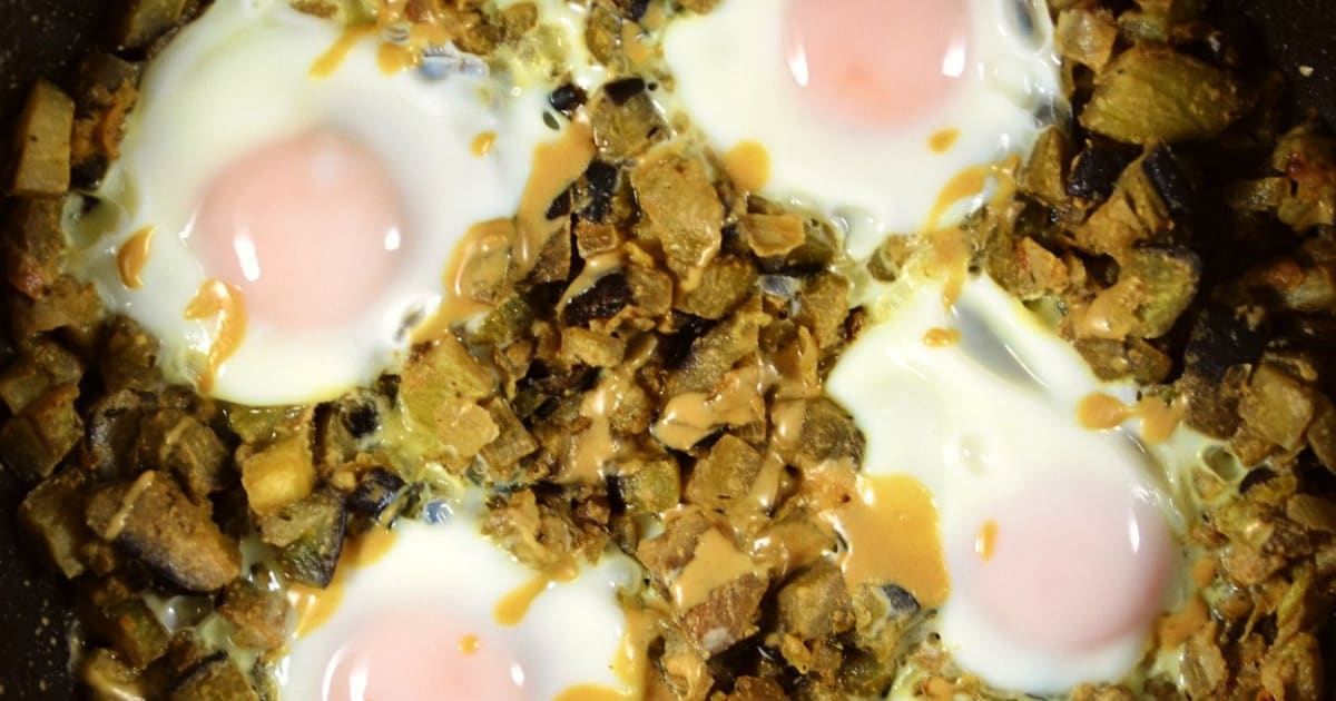 Aubergines sautées au tahiné, œufs miroir - Recette par shukarcooking