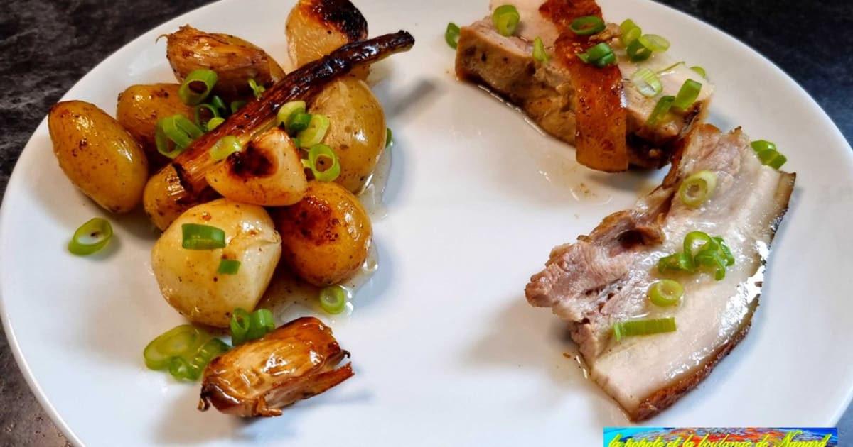 Poitrine de porc rôtie, rates et navets : recette Poitrine de porc rôtie