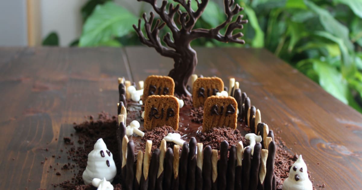 Gâteau cimetière pour Halloween - Amandine Cooking