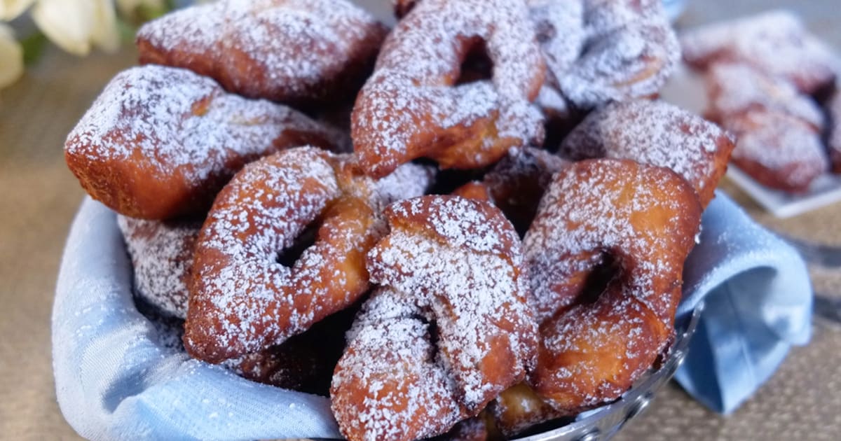 Les Beignets Briochés (bugnes) de Lyon - Recette par Cuisine d'Aubéry Les Beignets Briochés (bugnes) de Lyon - Recette par Cuisine d'Aubéry