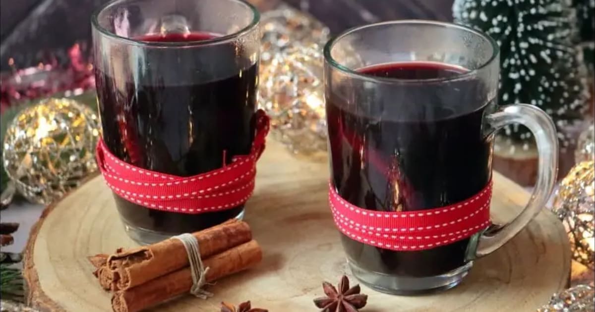 Recette Un délicieux vin chaud maison au Cointreau avec de la cannelle
