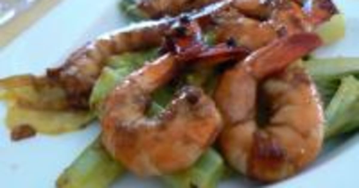 Sauté de crevettes au gingembre et poireaux au citron confit : recette
