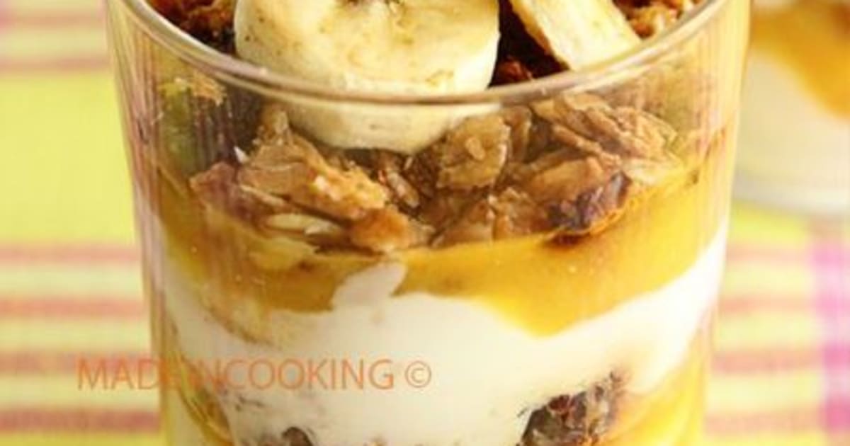 Dessert muesli, yaourt coco et banane - Recette par Made in Cooking