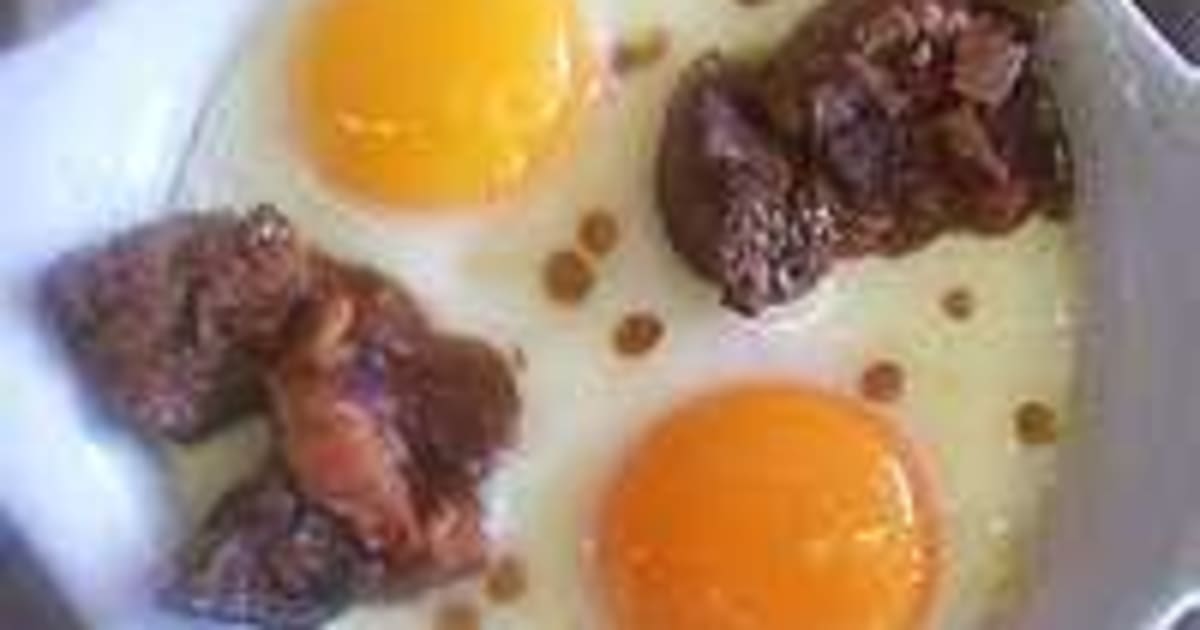 Oeufs à la poêle et oeufs miroir - Recette par Chef Simon