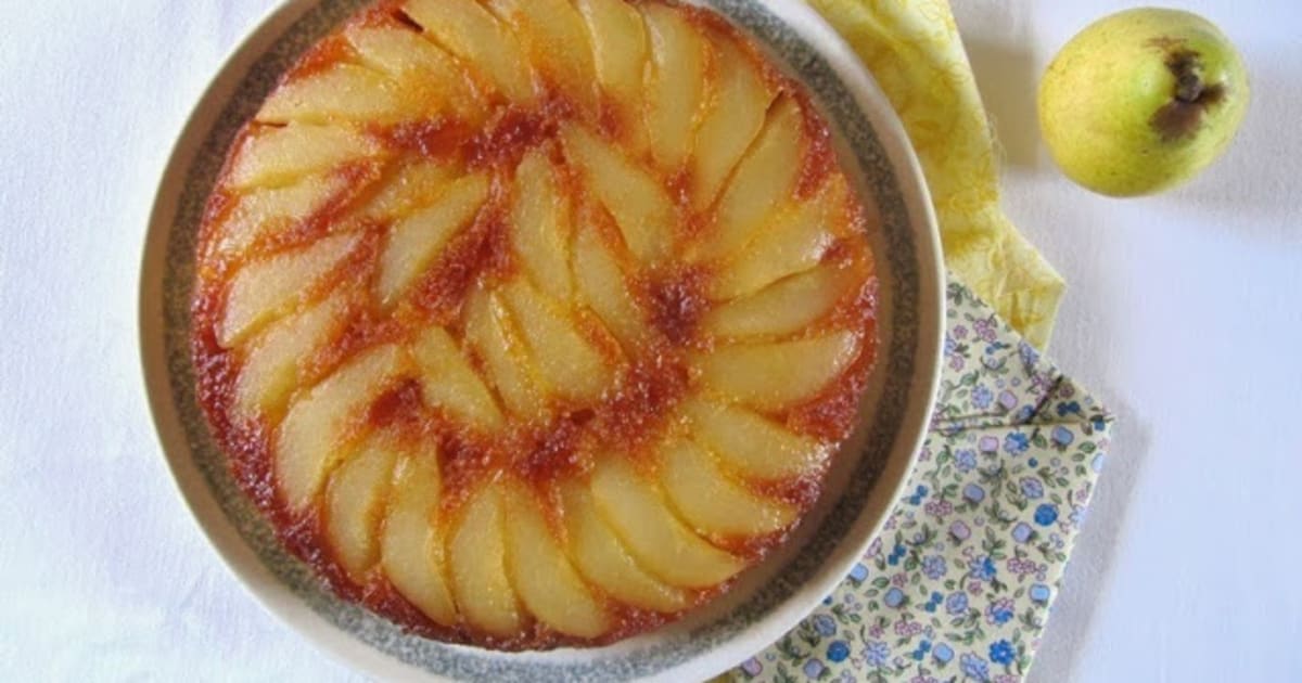 Gateau Renverse Aux Poires Caramelisees Recette Par Framboises Et Bergamote