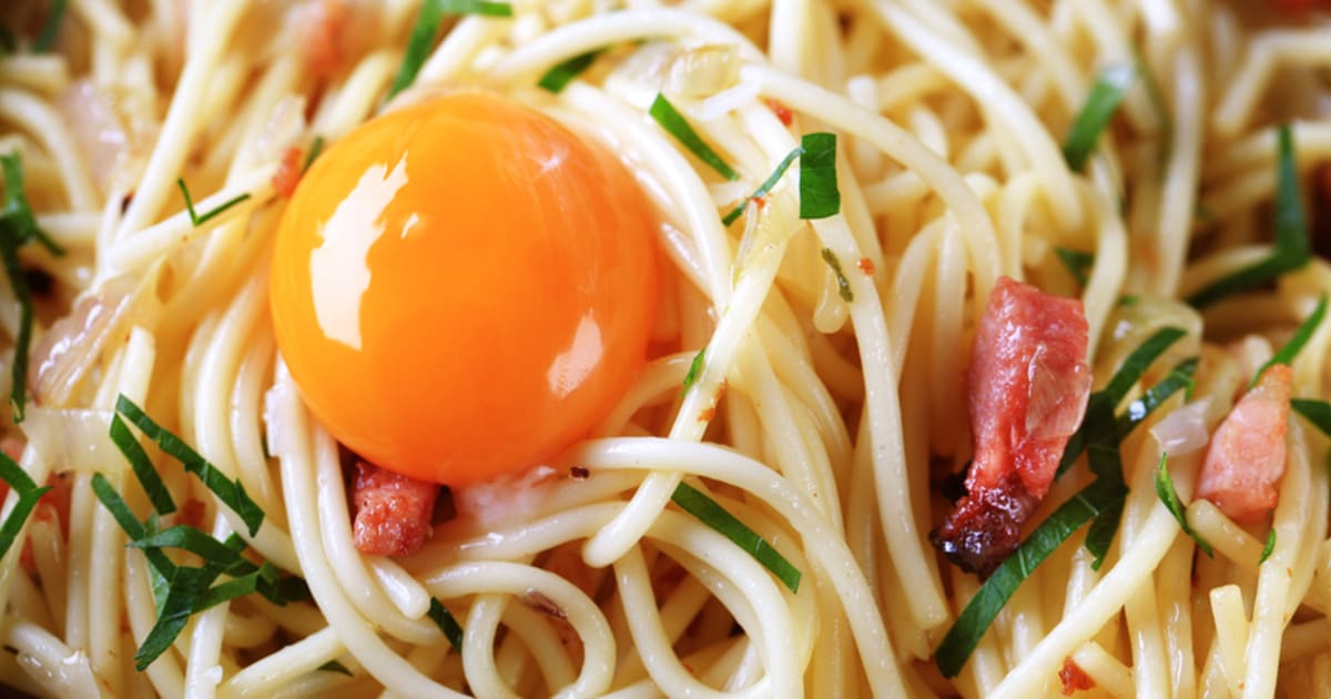 Pate A La Carbonara Oeuf Spaghetti A La Carbonara Recette Des Spaghettis Carbonara Sans Creme Comme En Italie Recette Par Chef Simon