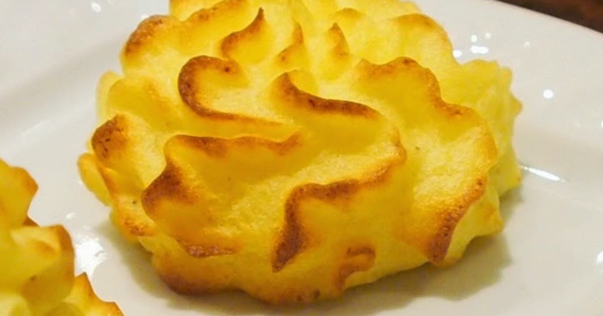 Картофельное пюре ресторанная подача. Картофель дюшес рецепт. Картофельный дюшес. Картофель дюшес рецепт. Картофель дюшес рецепт.